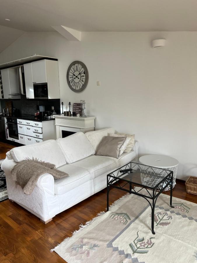 Lovely Penthouse In The Heart Of Huoneisto Helsinki
