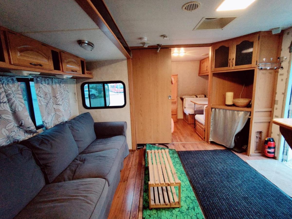 Leirintäalueet American Caravan In