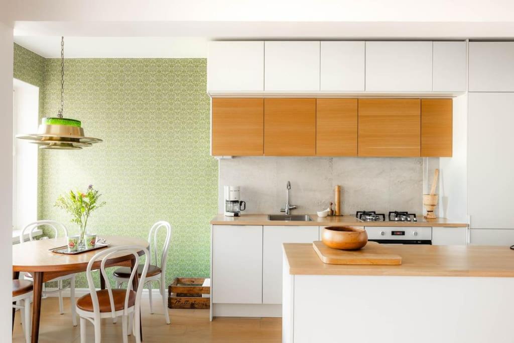 Peaceful 1br In Design District