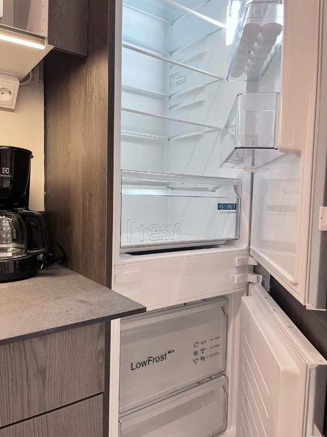 Huoneisto Stylish Flat Next To Metro *