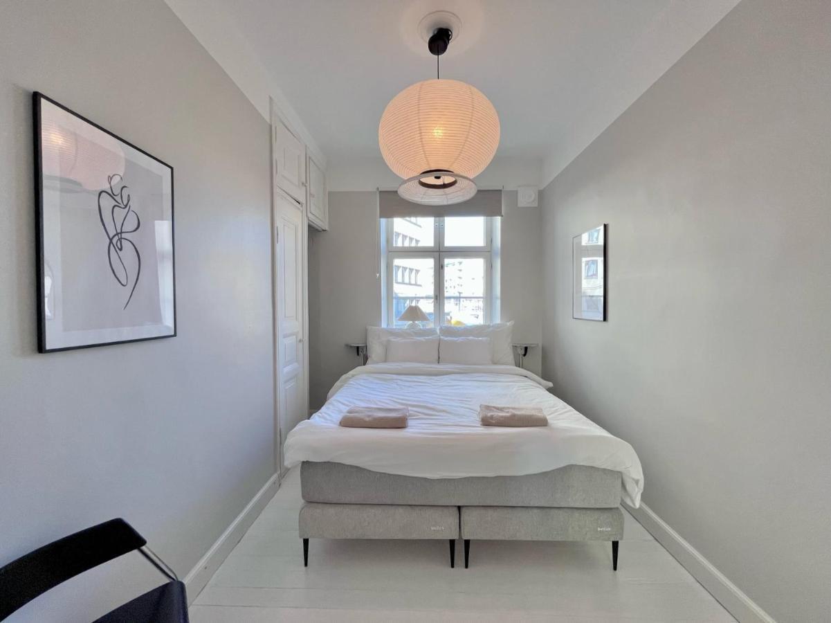 Huoneisto Stylish Flat Next To Metro Helsinki