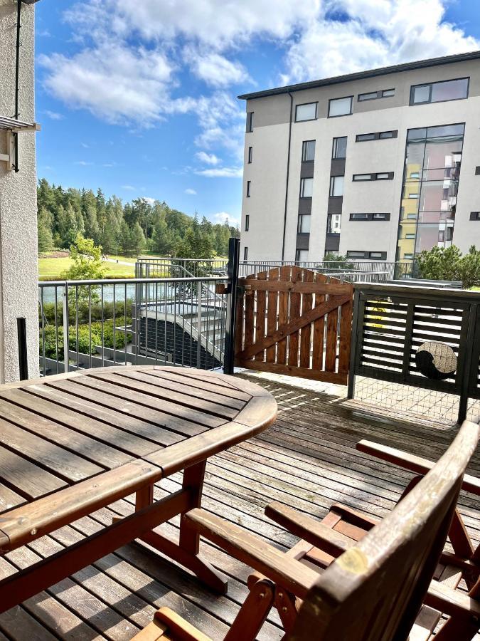 Guest With View And Terrace, Vuosaari, Helsinki, Self Check-in * Helsinki