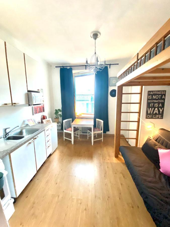 Cozy Nest In The Heart Of Huoneisto