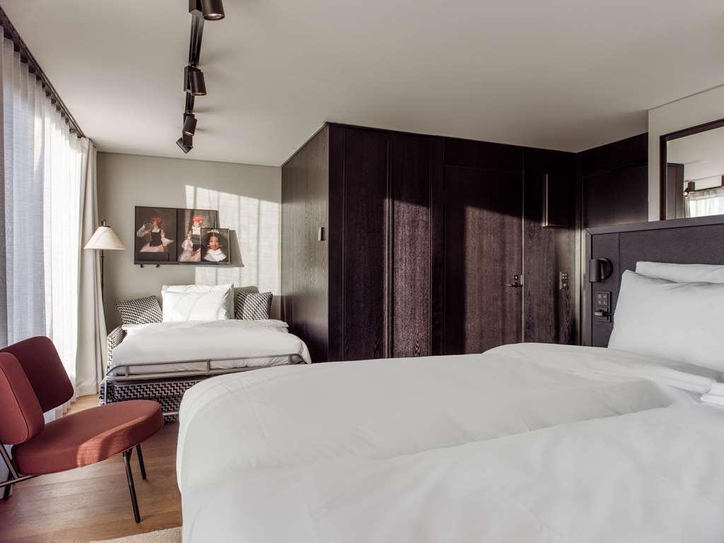 Radisson Red Hotelli *