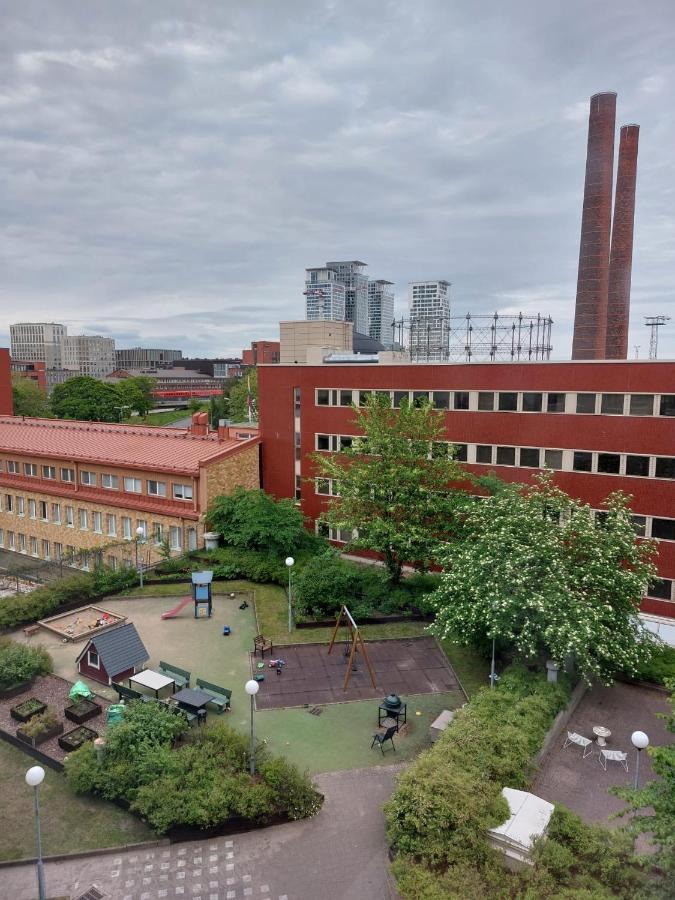 Huoneisto Modern 1 Bedroom With Free Parking Helsinki