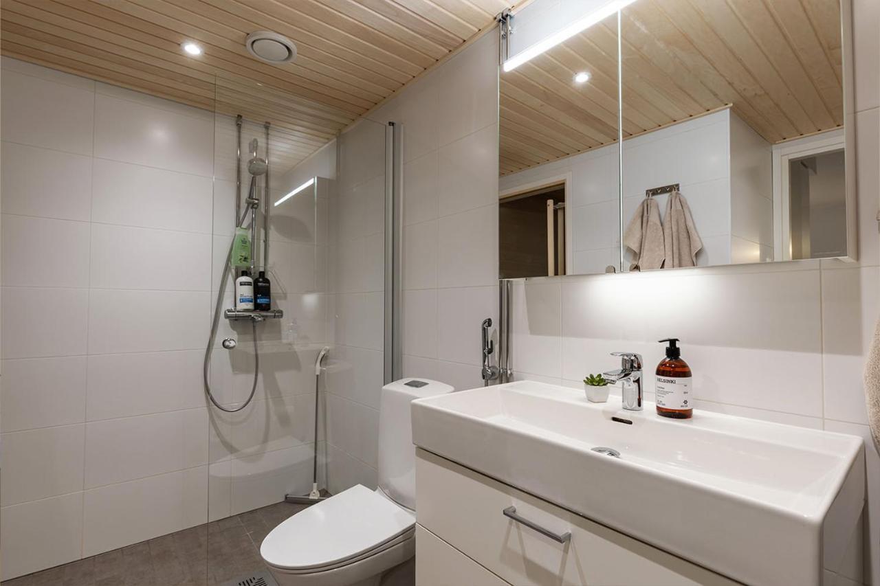 Huoneisto Stylish Scandinavian - Sauna, Harbor & Free Parking *