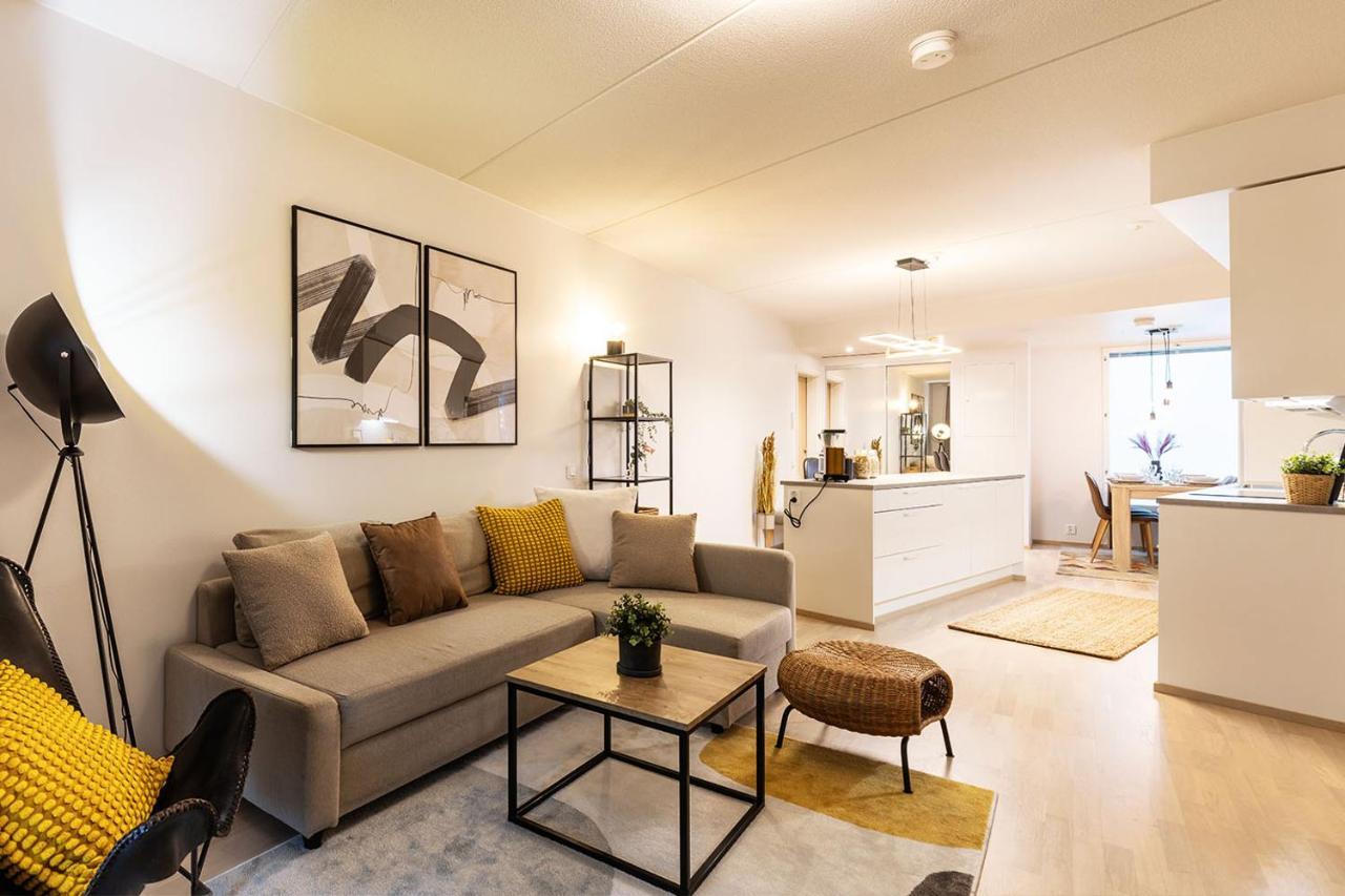 Huoneisto Stylish Scandinavian - Sauna, Harbor & Free Parking Helsinki