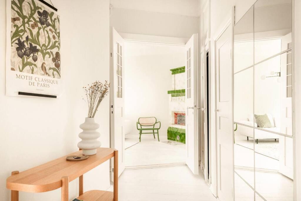 Downtown Light-filled Retreat Huoneisto *