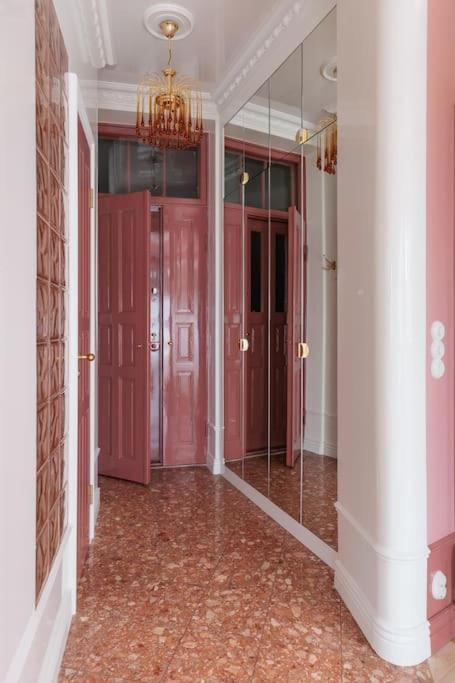 Luxury Pink Suite, Ilmainen Parkkihalli Huoneisto *