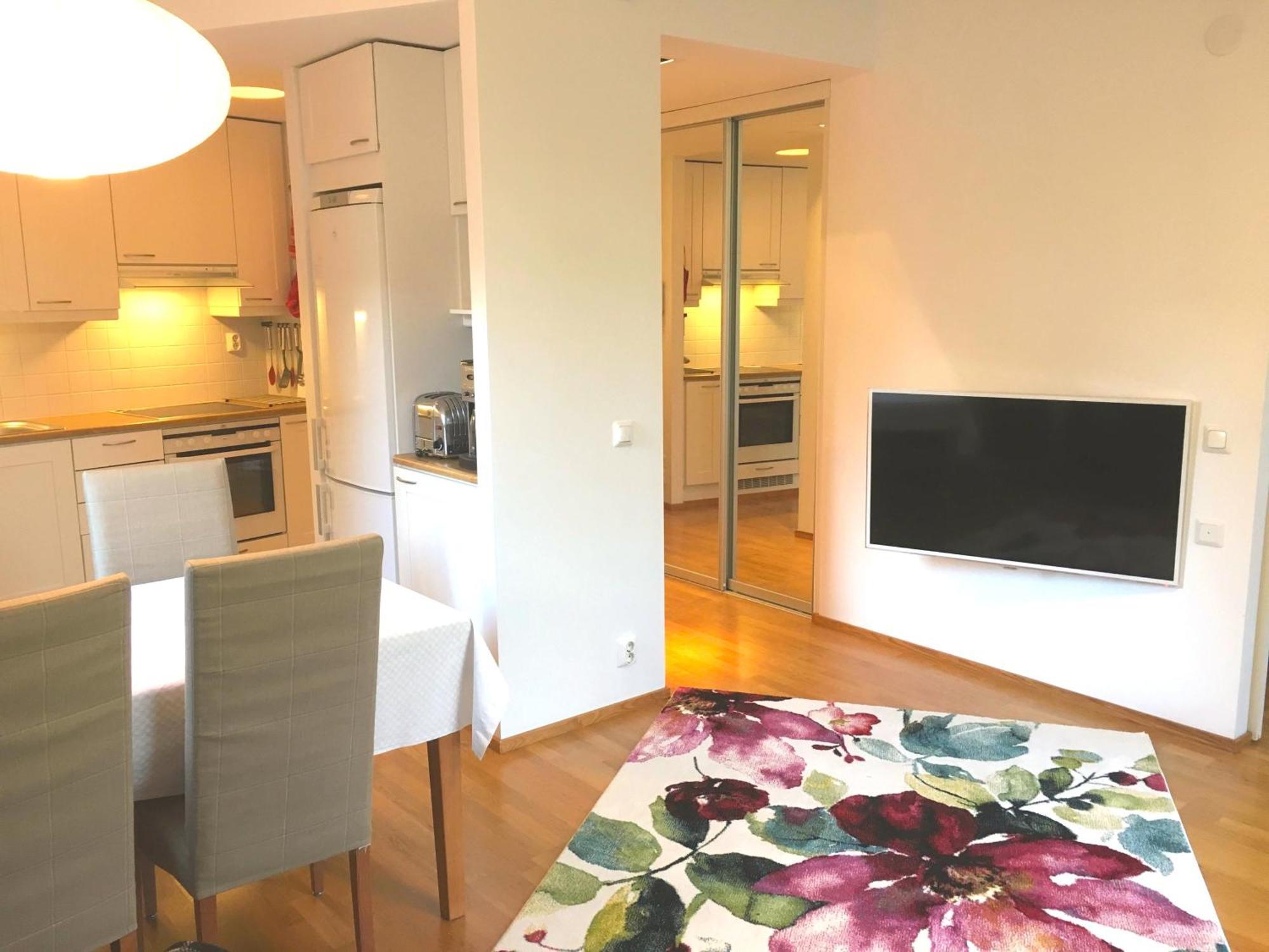 - Tilkka Huoneisto Helsinki