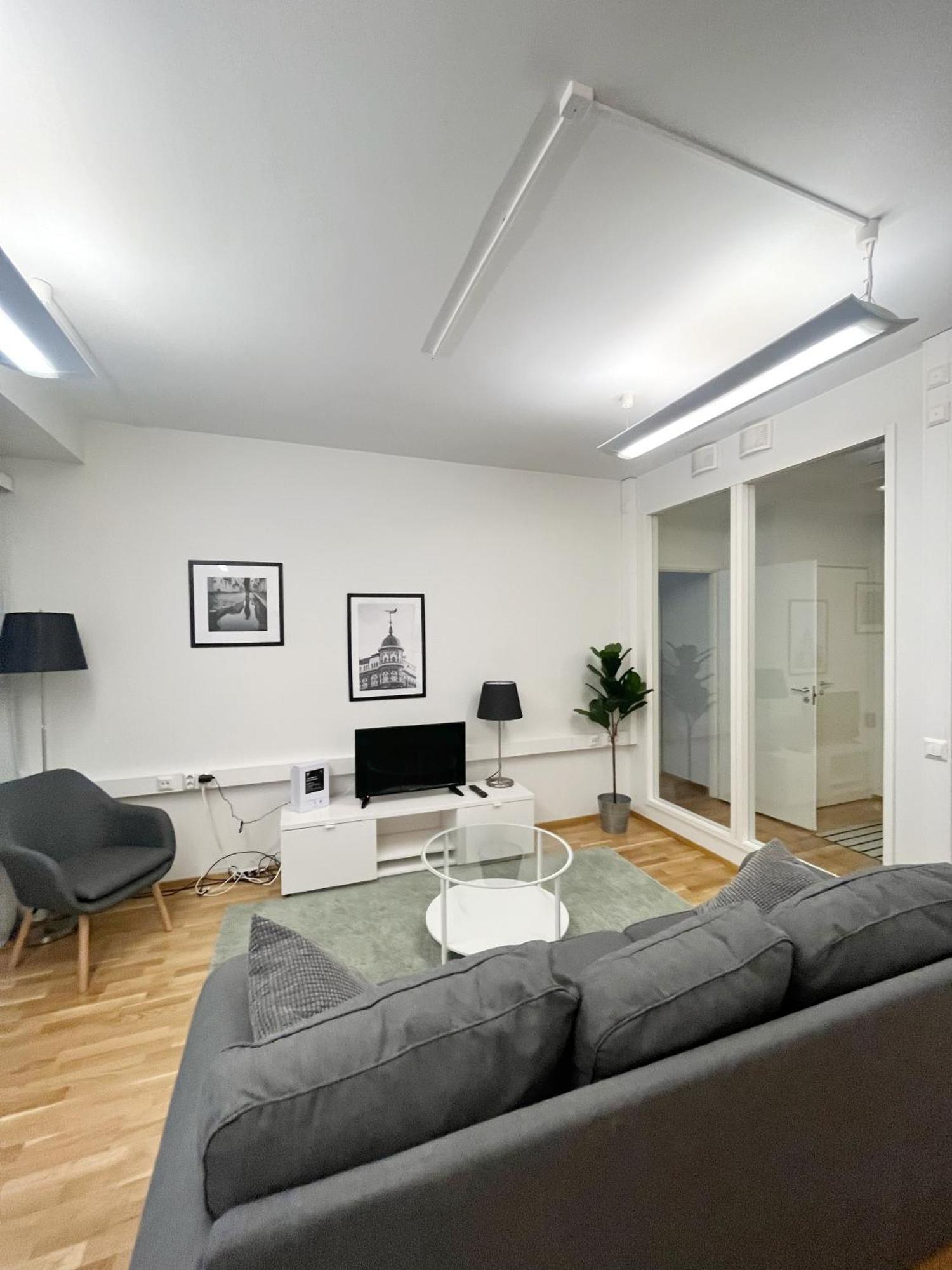 Kotimaailma Kamppi - 1br With A Key Code Helsinki