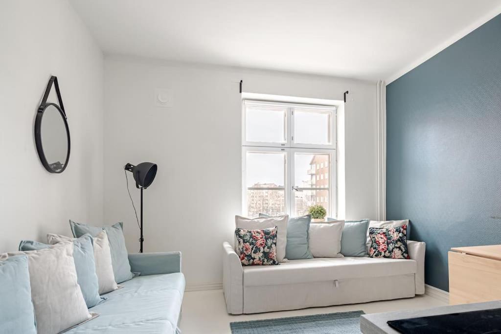 Renovated Studio In Central Huoneisto *