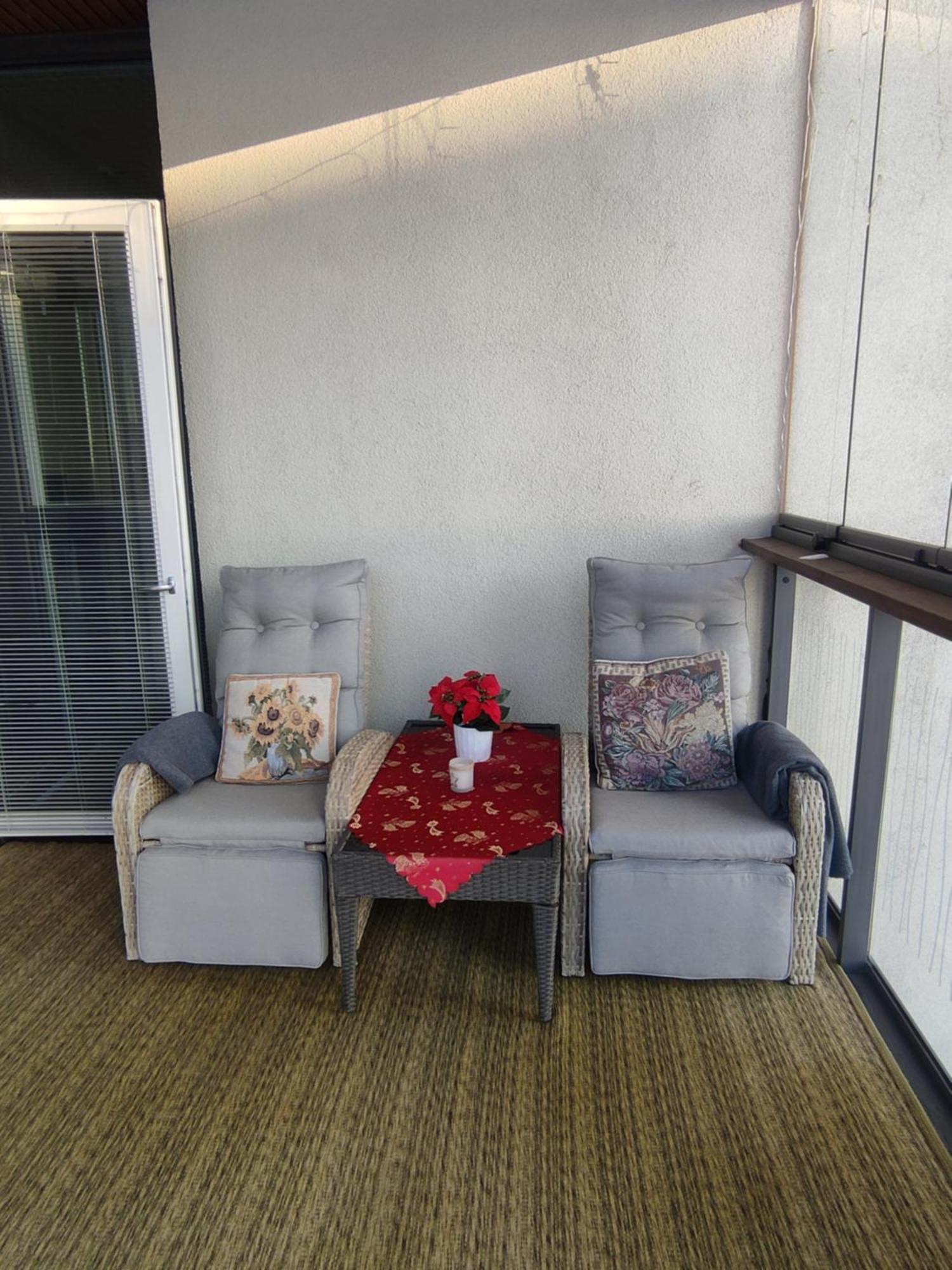 Eira Sauna & Terrace Luxe Huoneisto