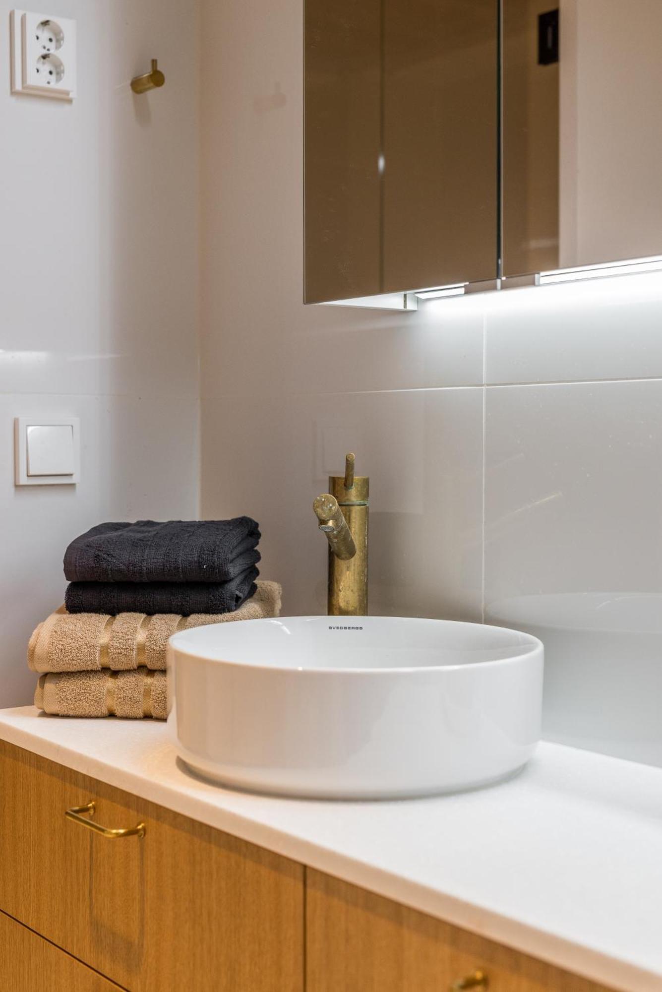 Huoneisto Scandinavian Design Townhouse With Private Sauna Helsinki