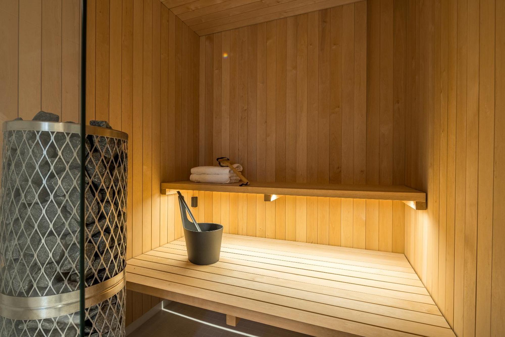Scandinavian Design Townhouse With Private Sauna Huoneisto