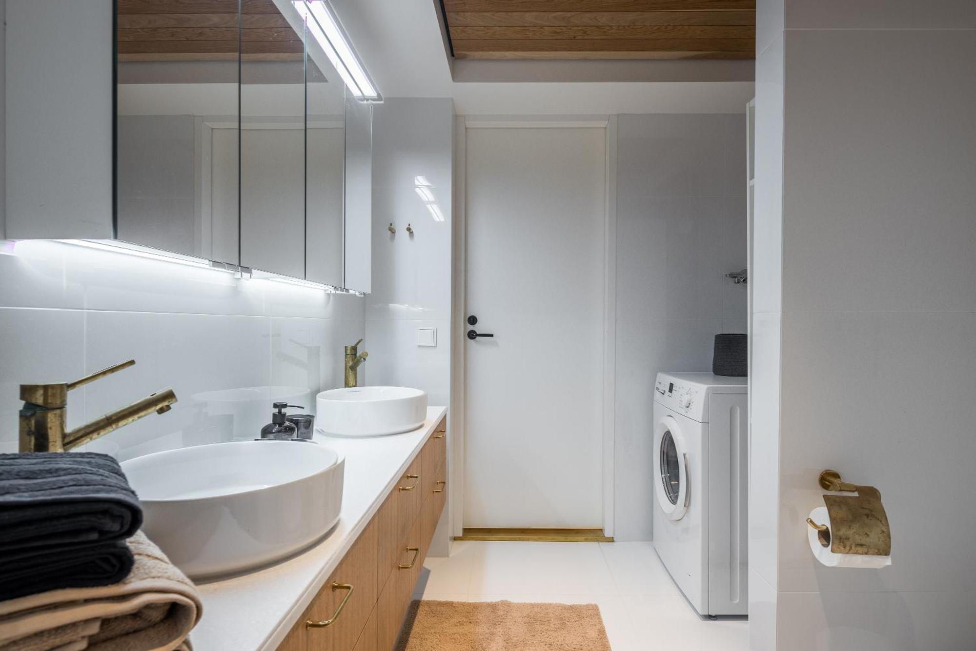 Scandinavian Design Townhouse With Private Sauna Huoneisto *