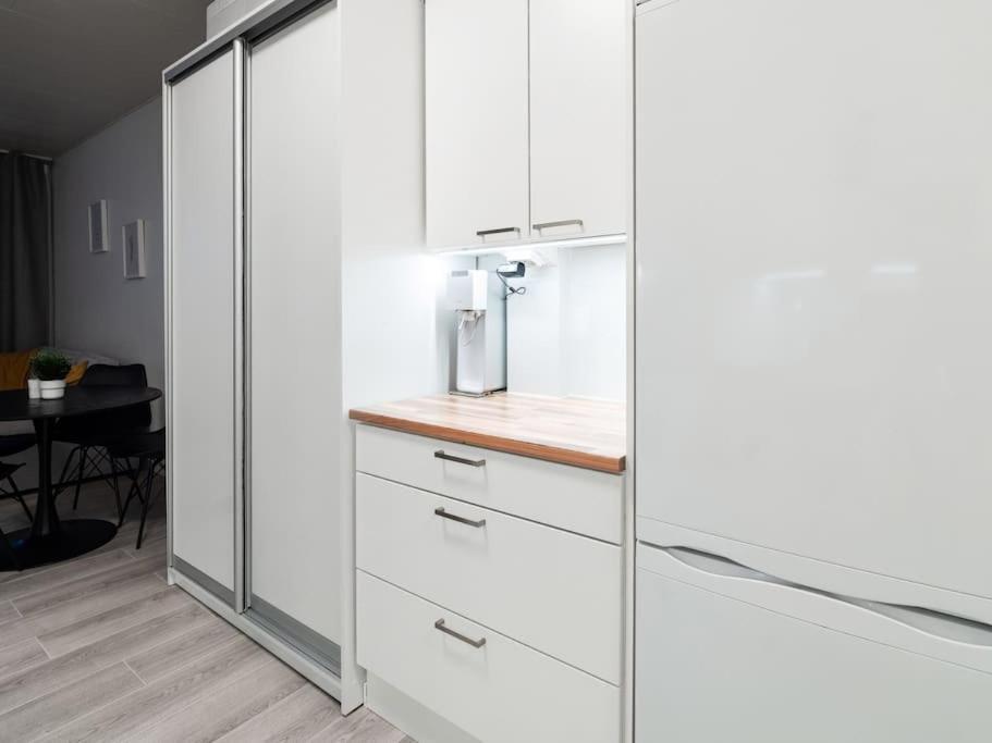 Cozy Roomy Flat Next To Tram Stop @ Kallio * Helsinki