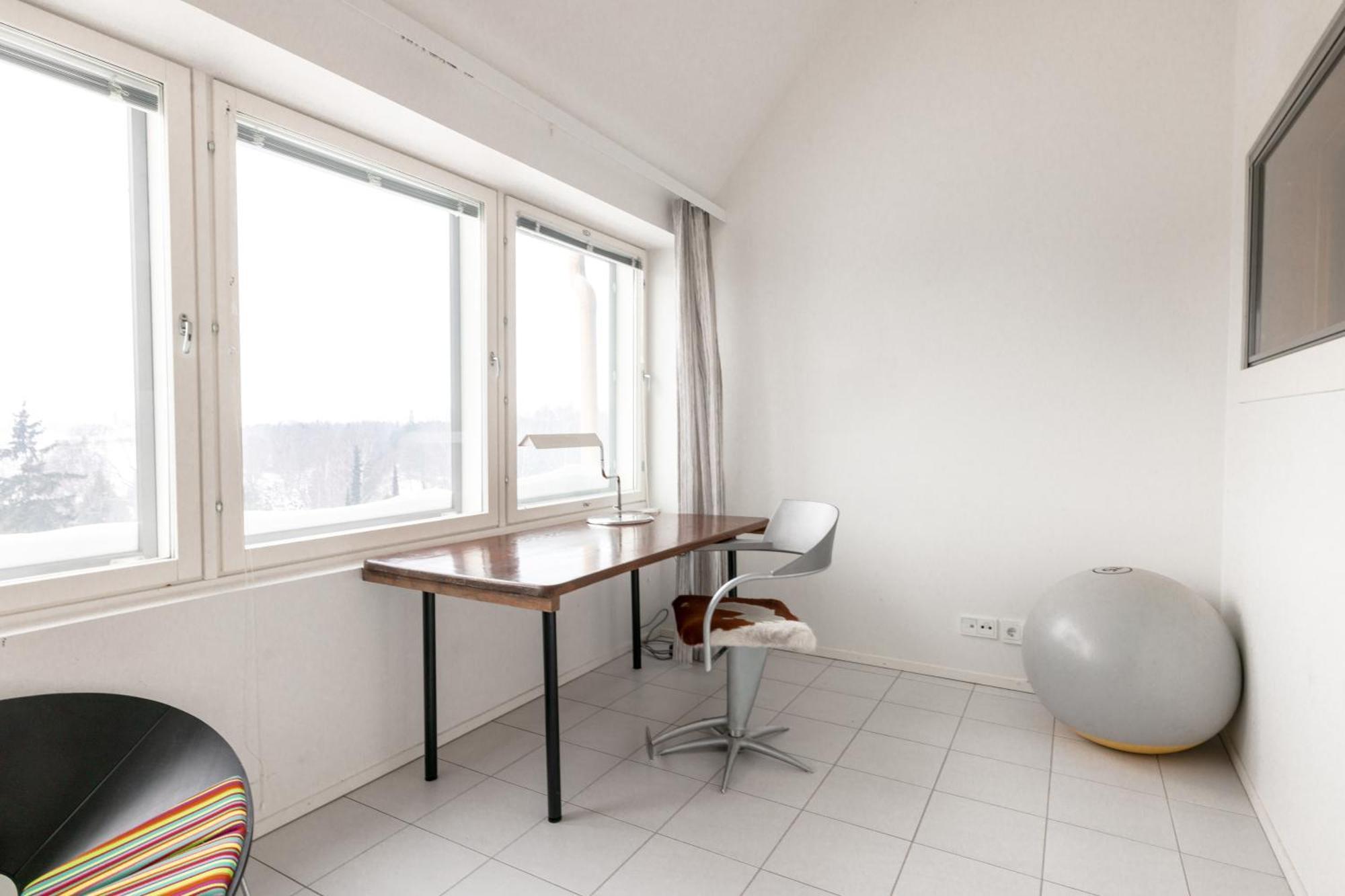 2ndhomes Gorgeous And Unique Top Floor With Sea Views And Sauna