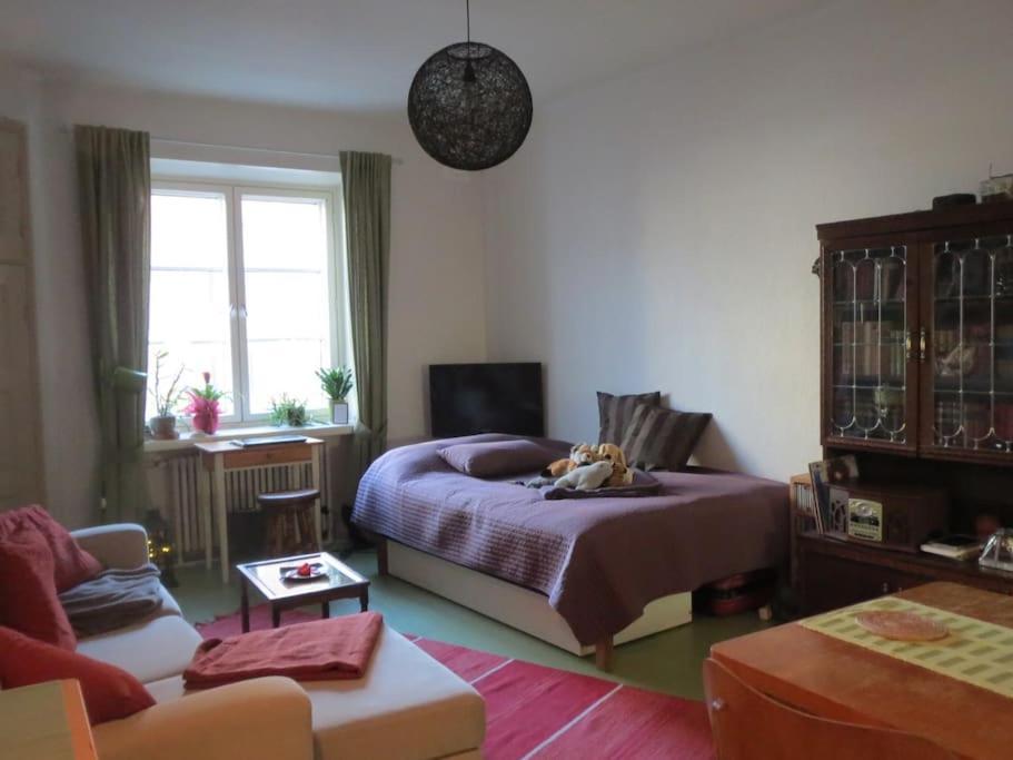 Cosy With Great Location *