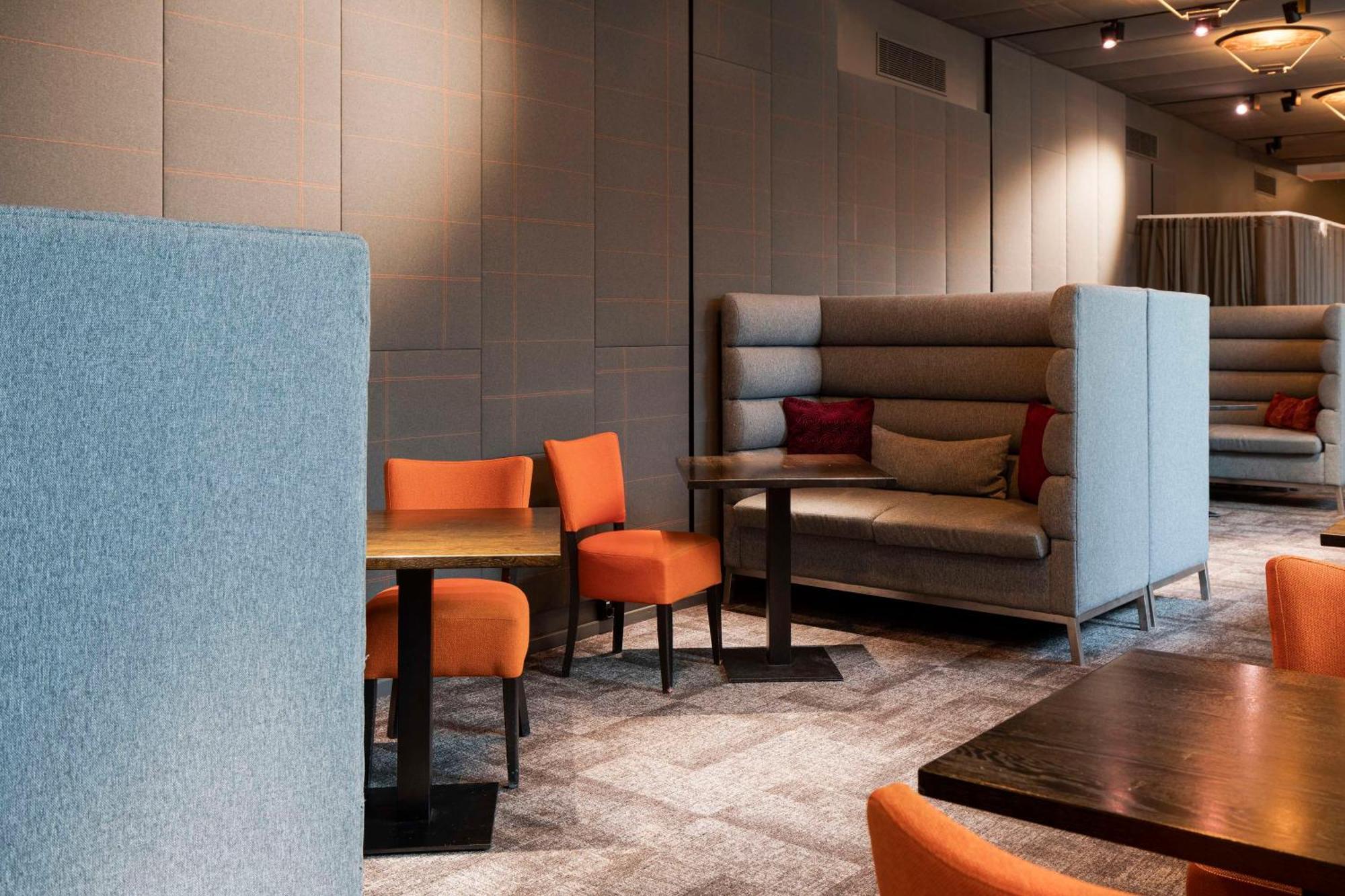 Radisson Blu Plaza Hotel, Hotelli 4*