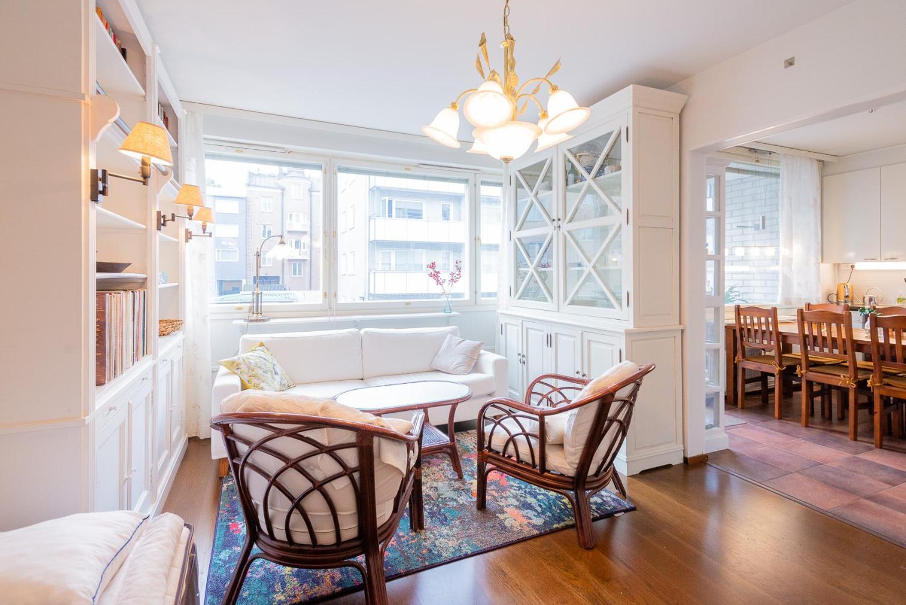 White House 61m2 Alppila *