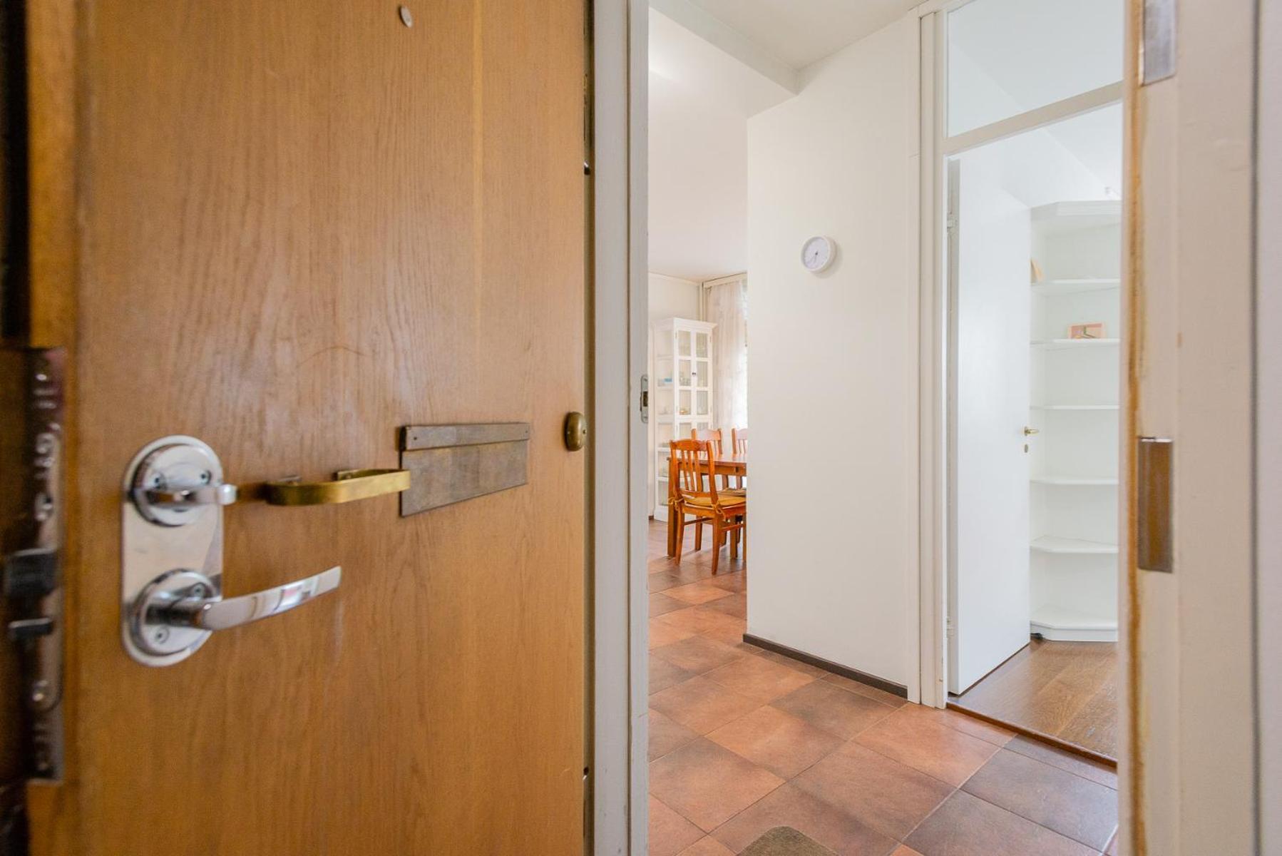 Huoneisto White House 61m2 Alppila *