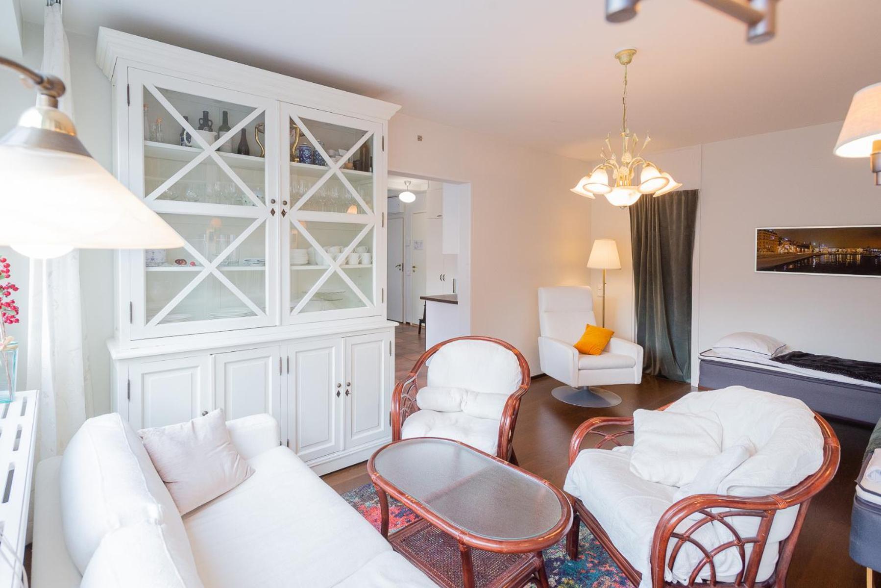 White House 61m2 Alppila