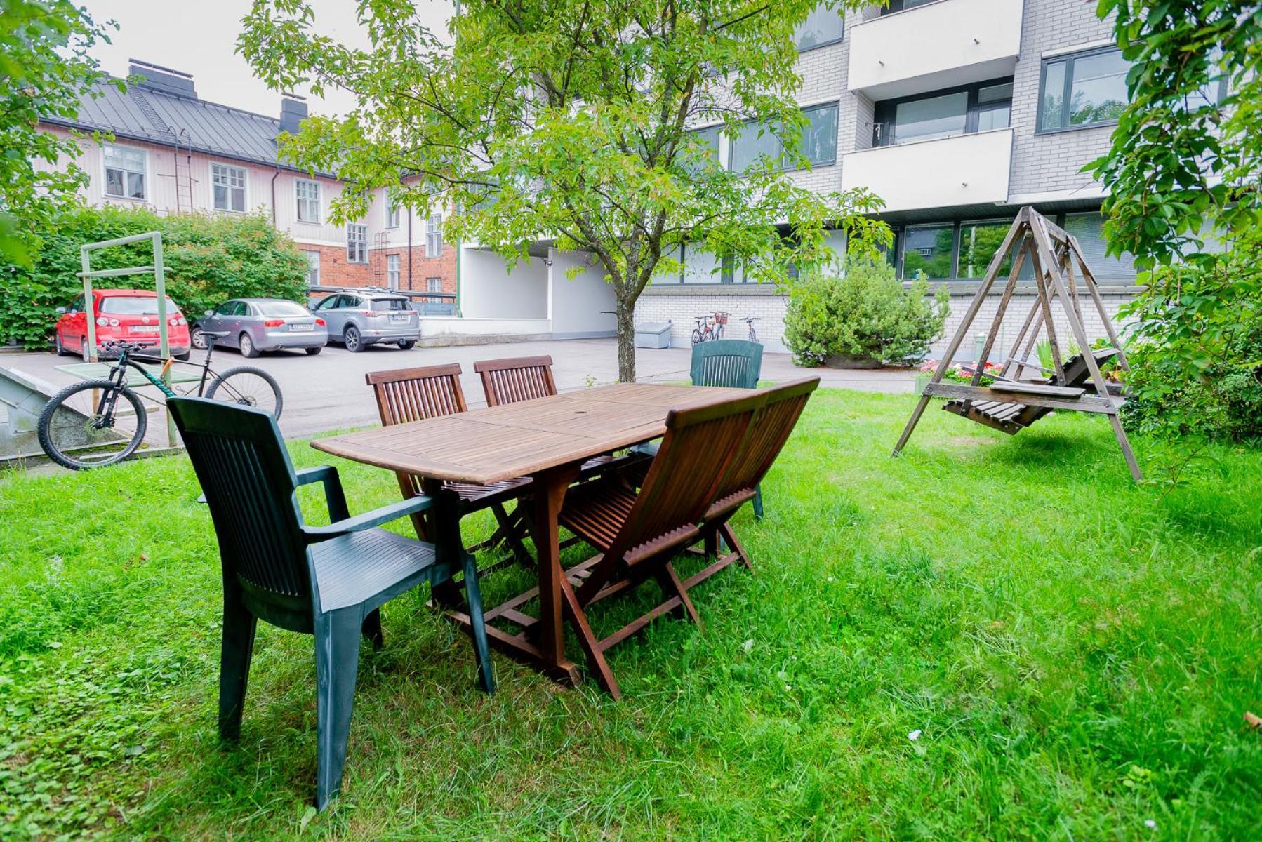 White House 61m2 Alppila Helsinki