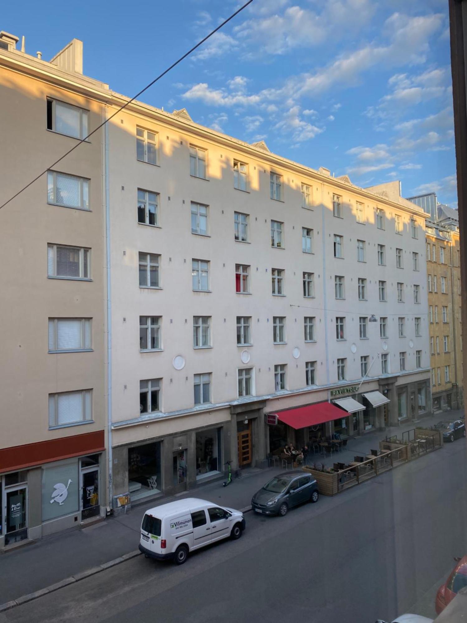 Huoneisto Modern Equipped In Vibrant Kallio, Near Transit & Dining Spots Helsinki