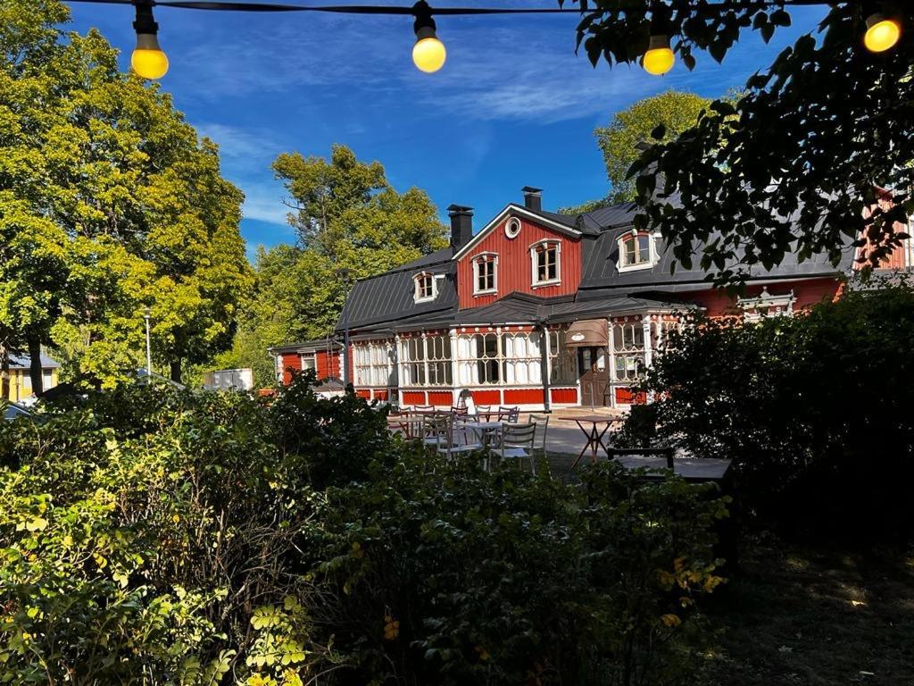 1 Bedroom Comfortable Top Floor In Puotila Near Metrostation And Sea Helsinki