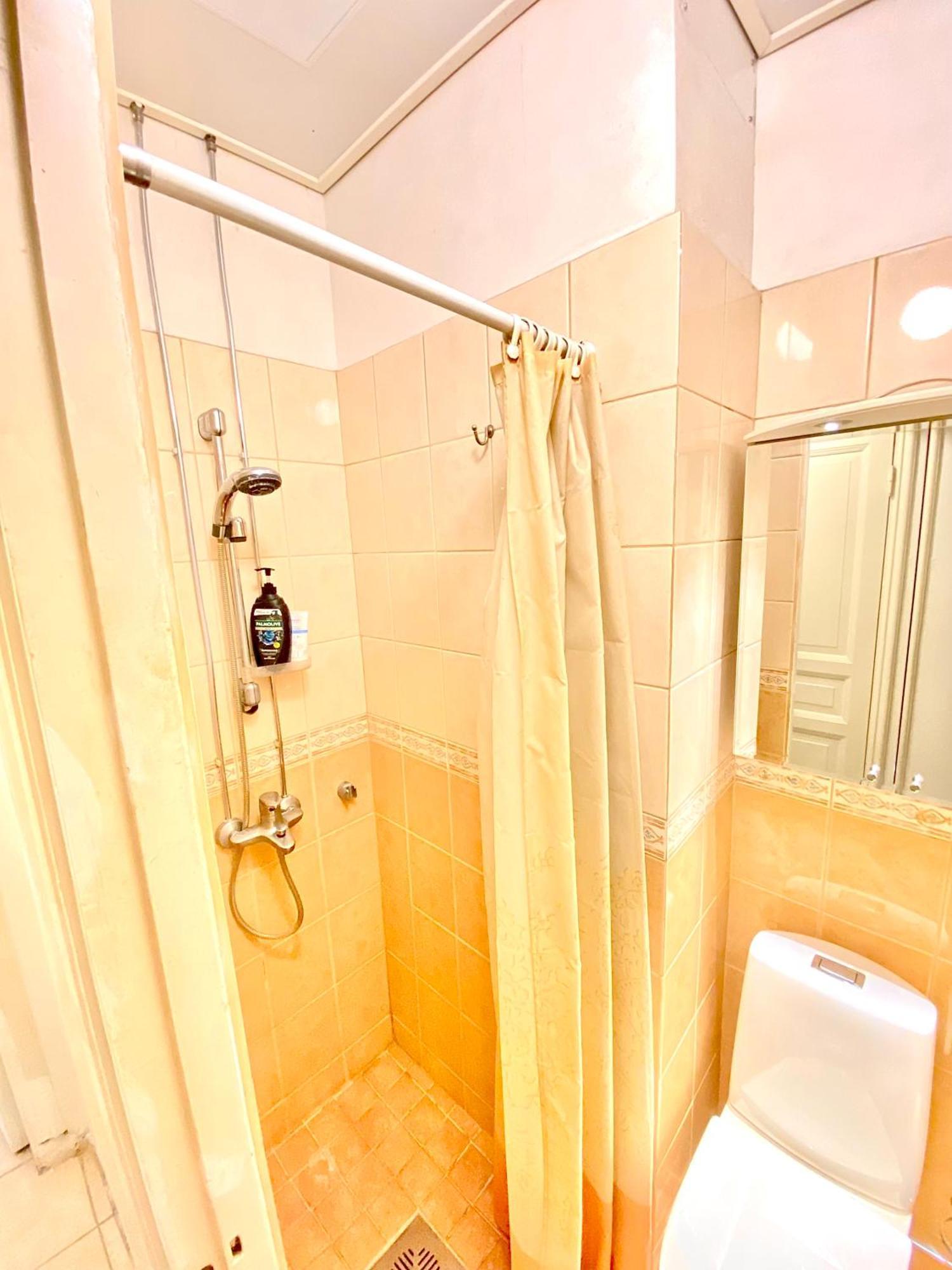 Private And Bathroom In The Center * Helsinki