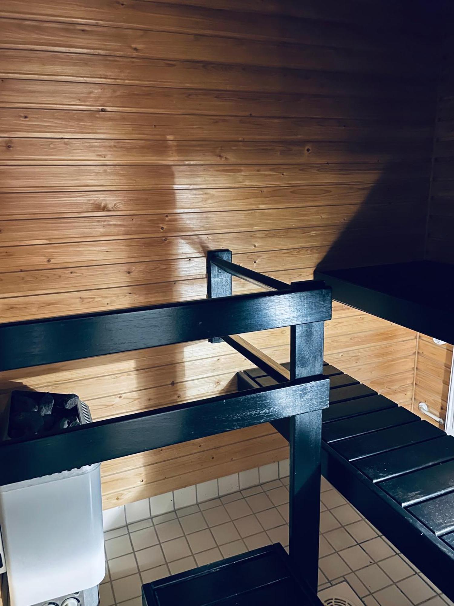 Huoneisto Ruoholahti With Private Sauna