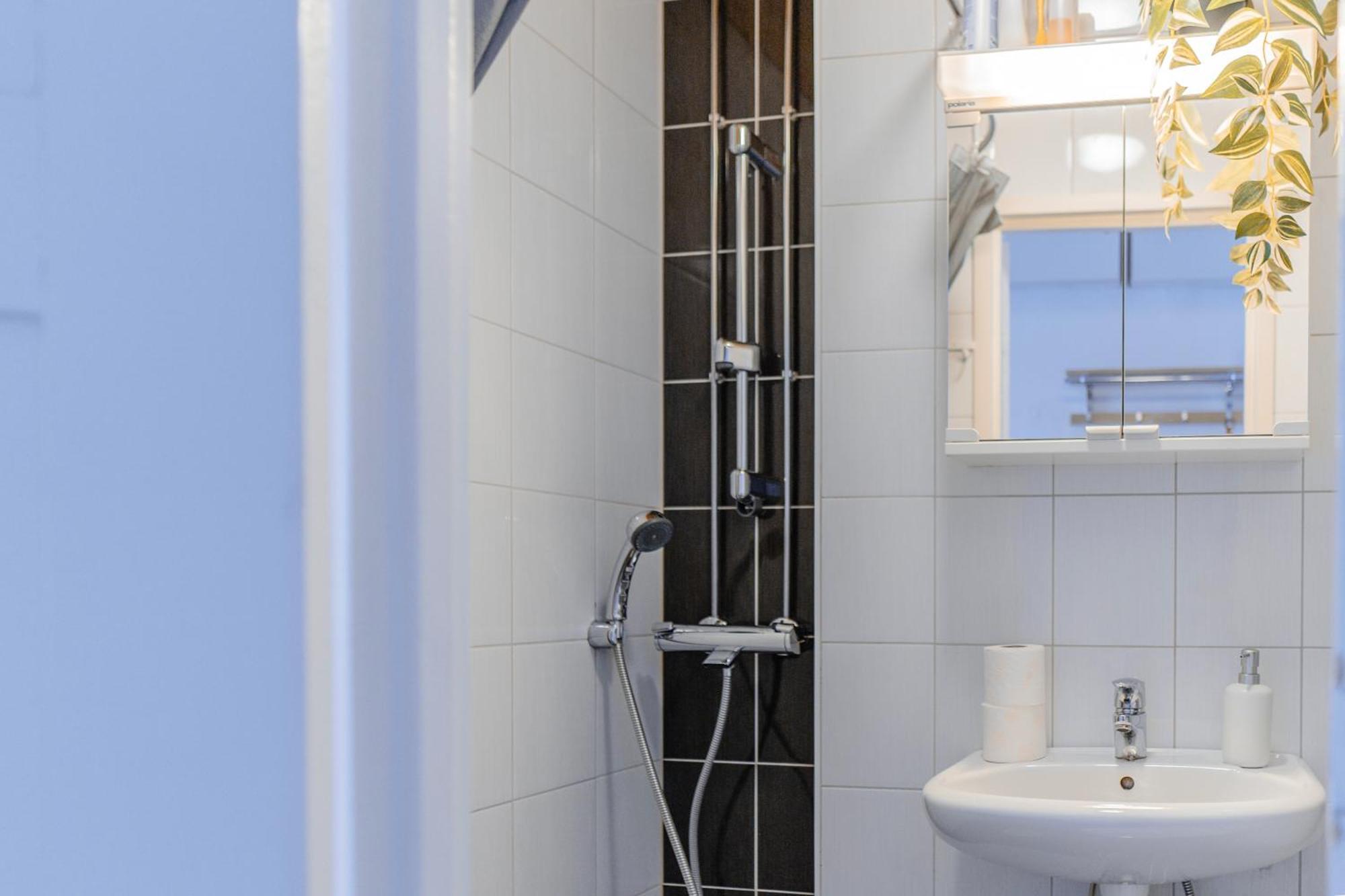 Huoneisto Nordstay - Stylish Self Check-in *