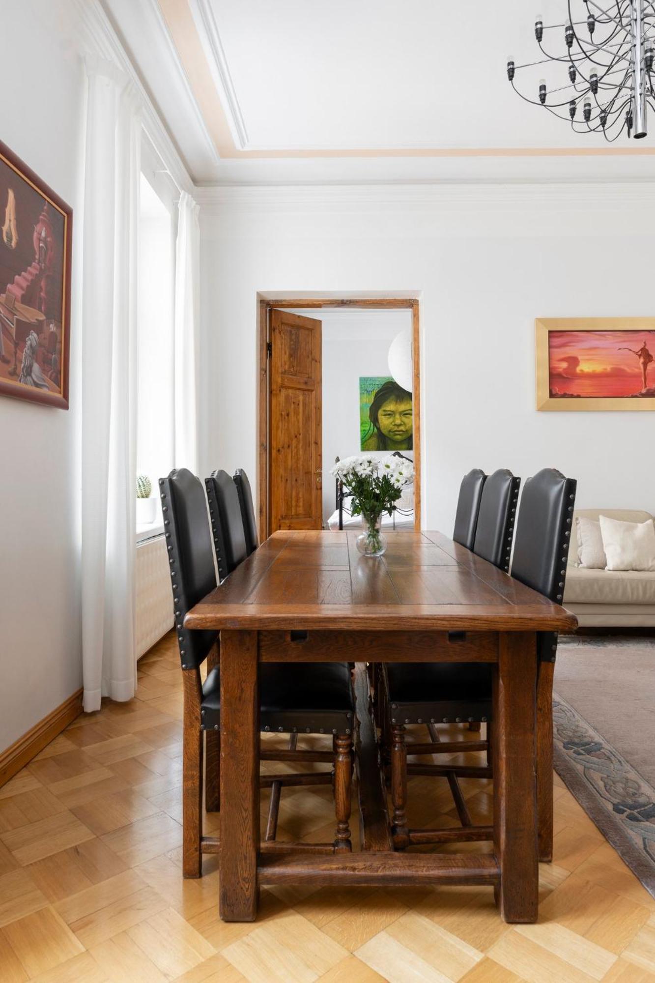 Charming Flat In Design District * Helsinki