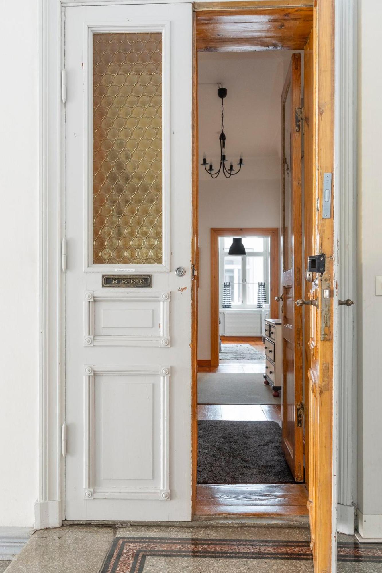 Huoneisto Charming Flat In Design District
