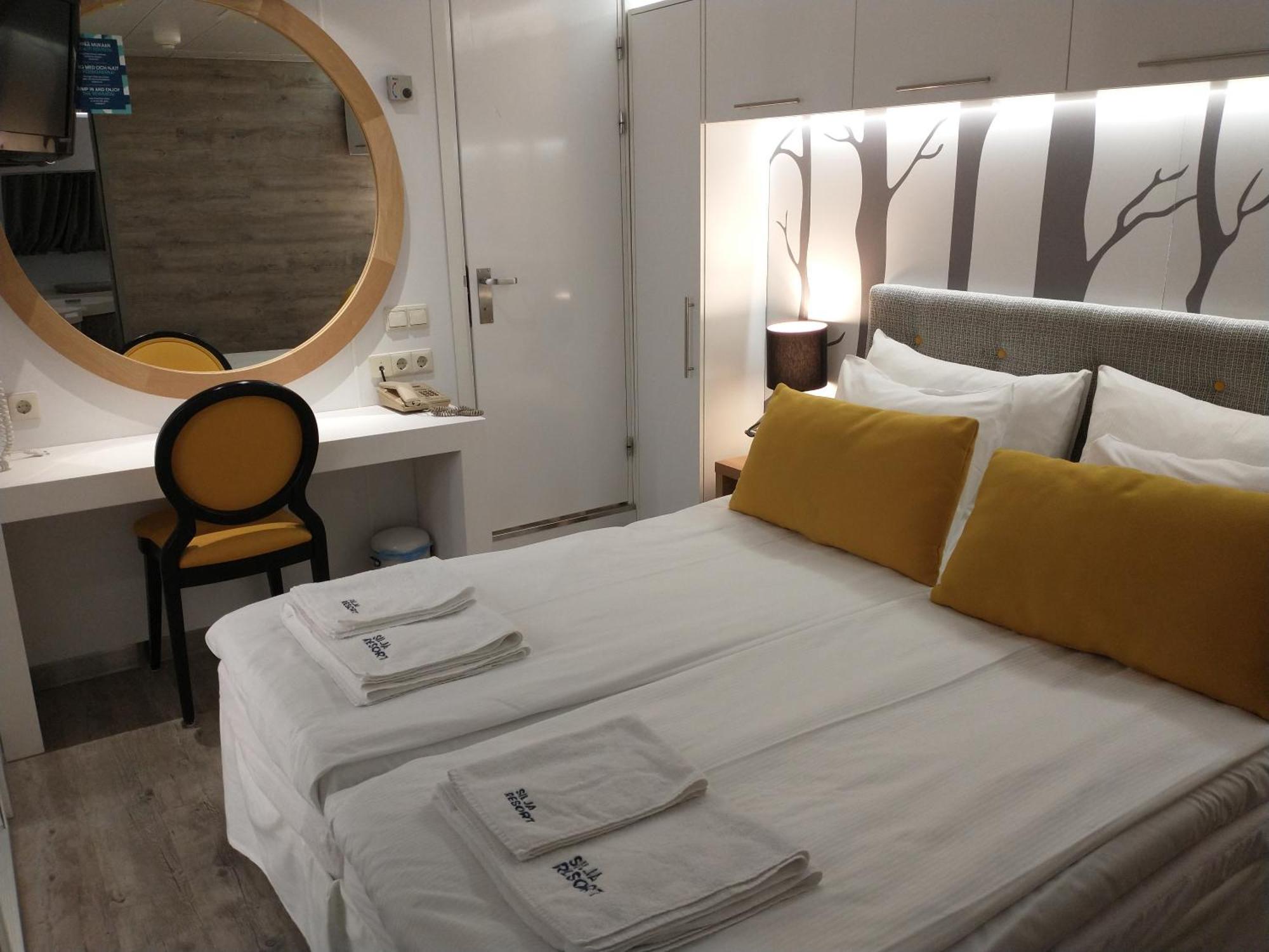 Silja Line Ferry - 2 Nights Return Cruise To Stockholm  *