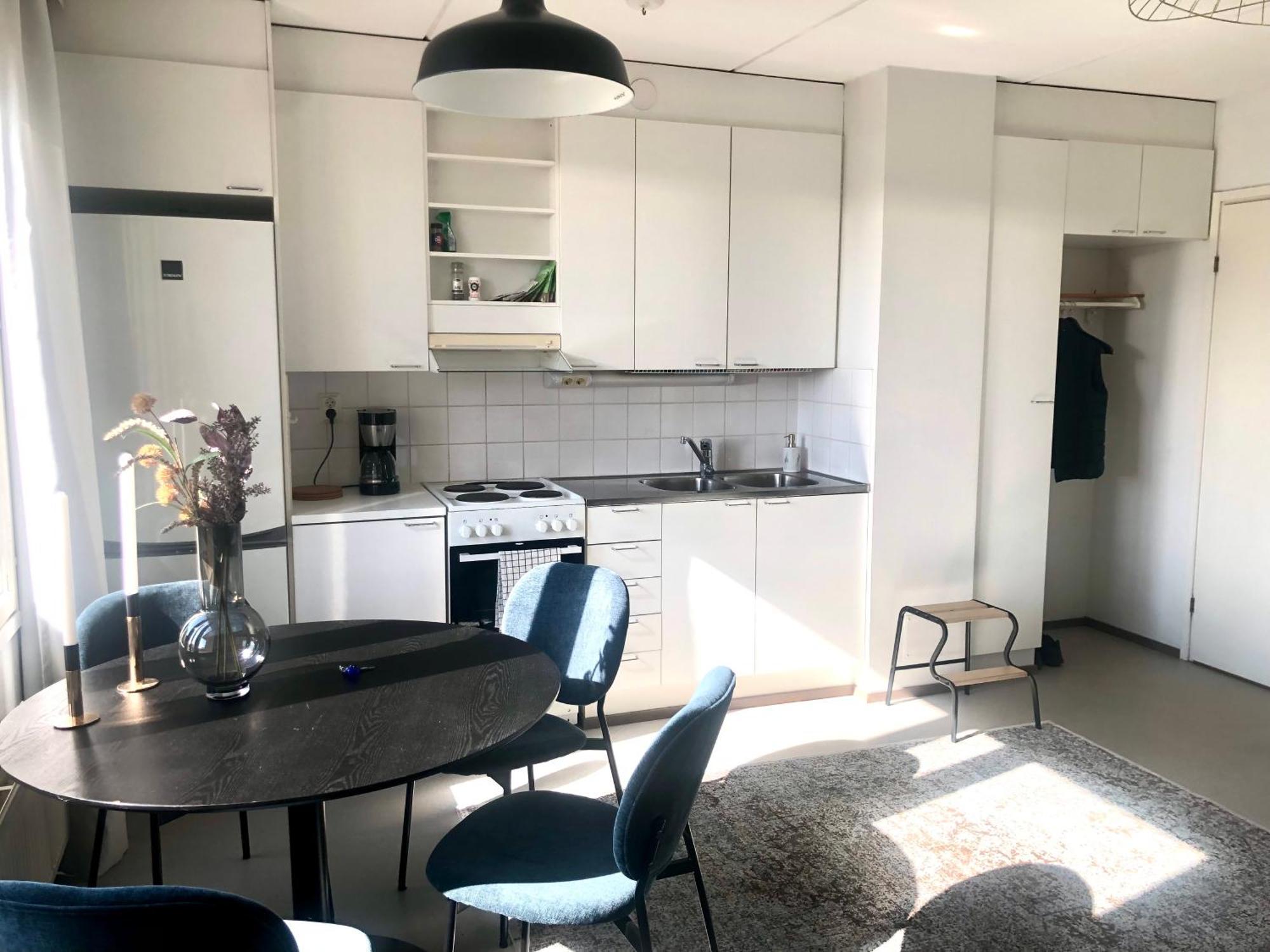 Top Floor One Bedroom With Balcony Huoneisto *