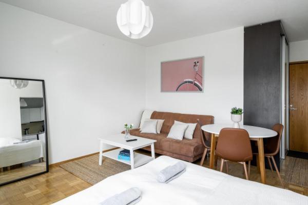 Huoneisto Sea View Studio, Tram Nearby, Netflix, Kamppi Helsinki