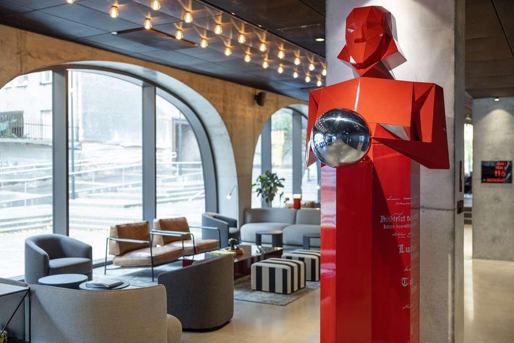 Hotelli Radisson Red *