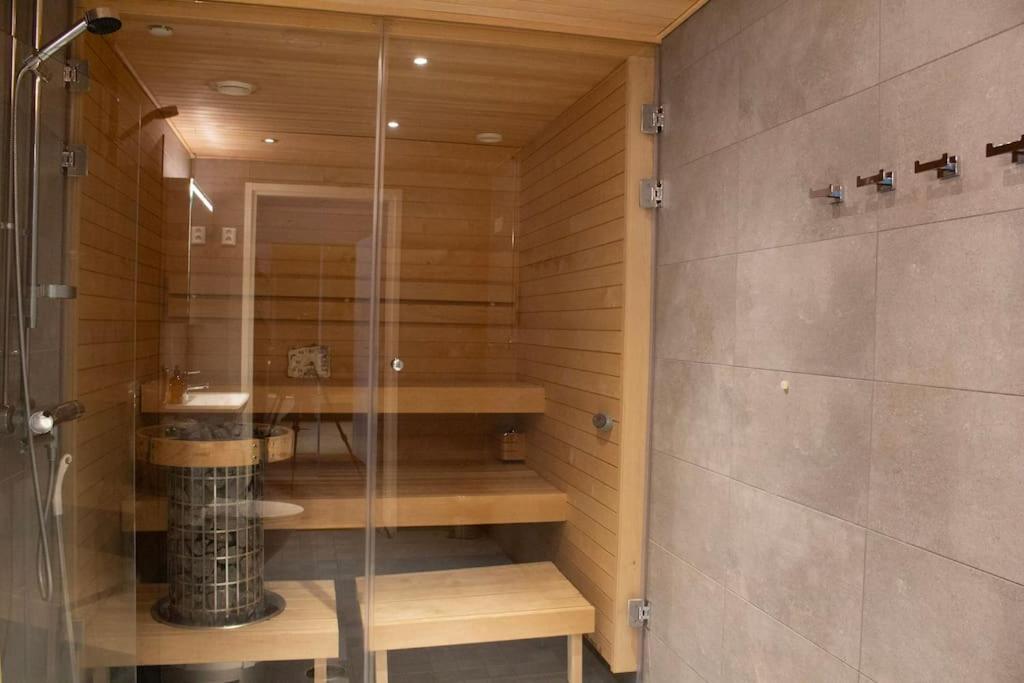 Huoneisto In Konepaja With Private Sauna And A Large Balcony