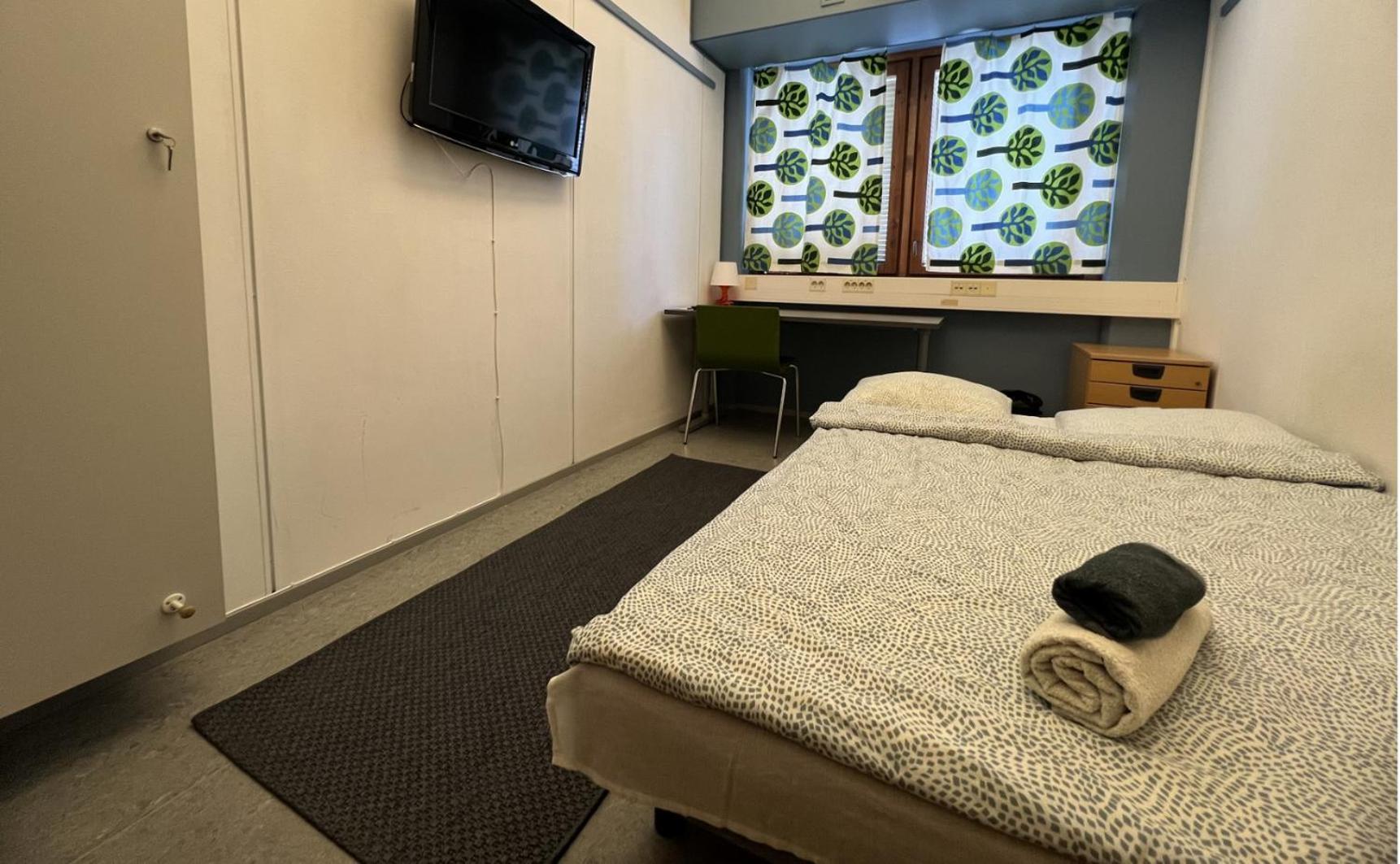 Hmi Smart Grooup 239 * Helsinki