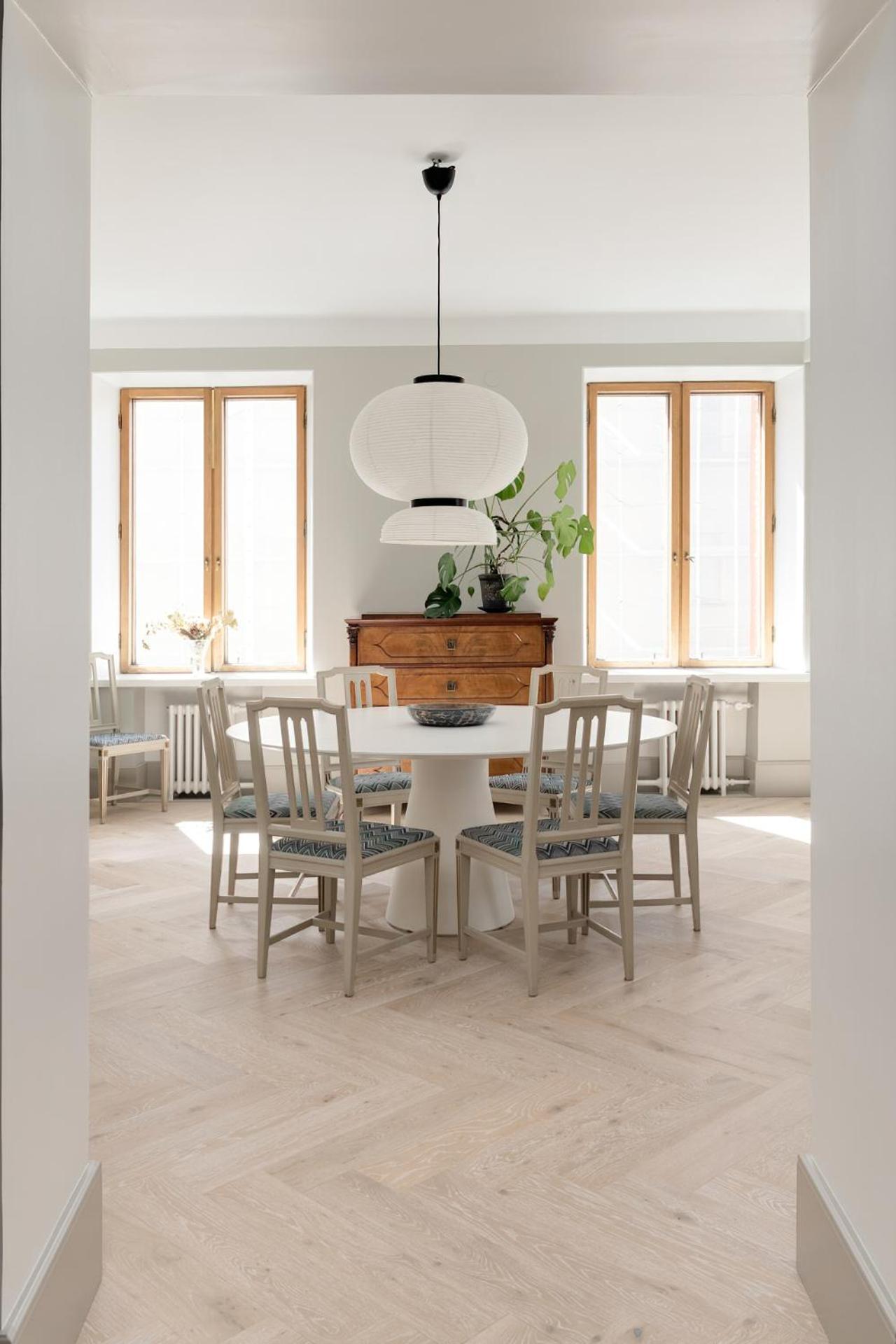 Beautiful 3 Bedroom 170m2 With Sauna In Toeoeloe Huoneisto *