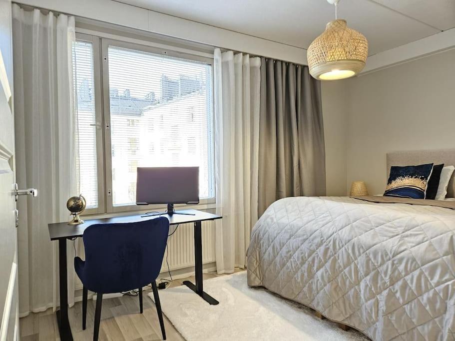 Luxcityhome 300m Metro With Glass Balcony *