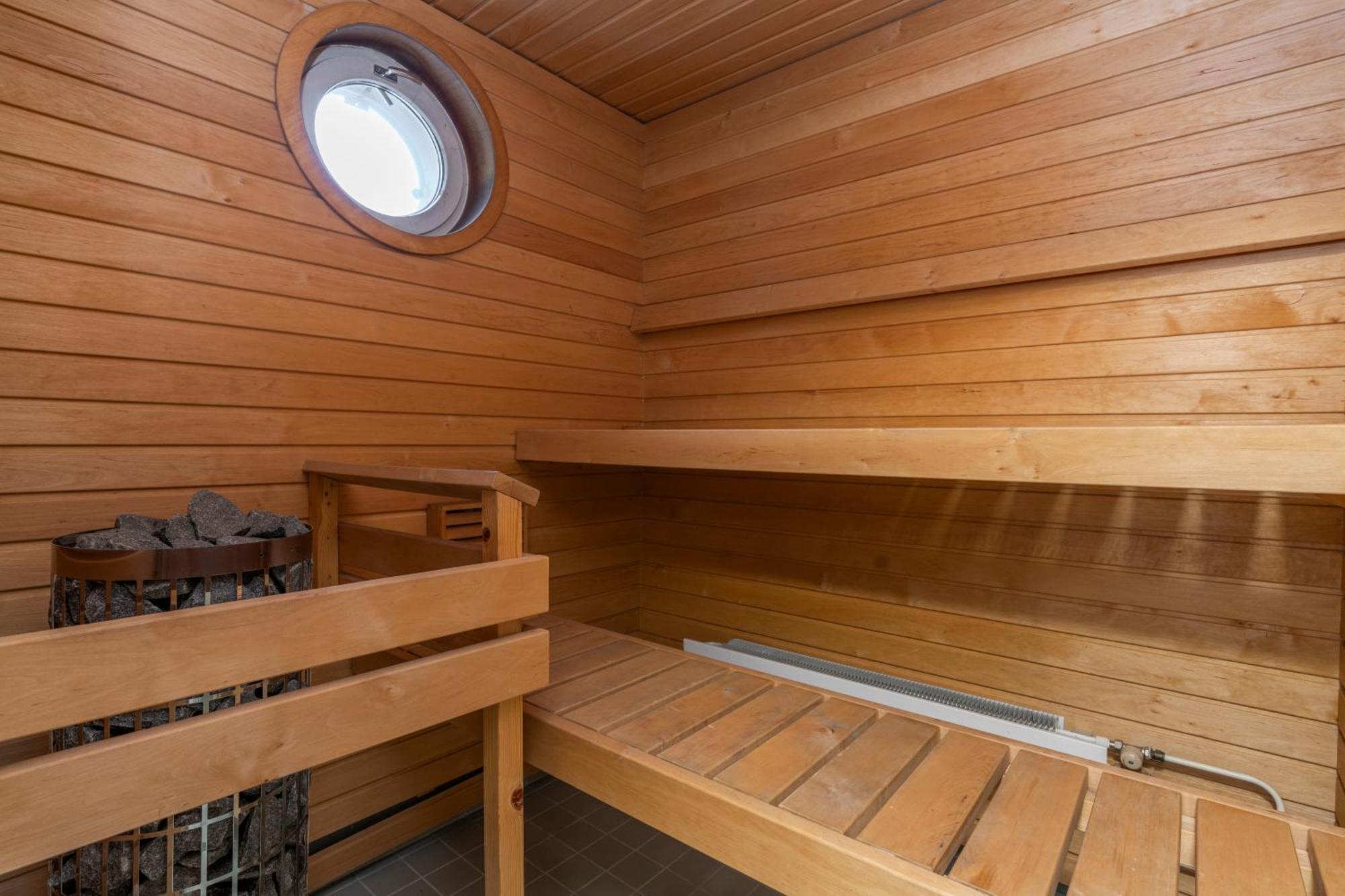 Huoneisto 3 Makuuhuonetta, Sauna