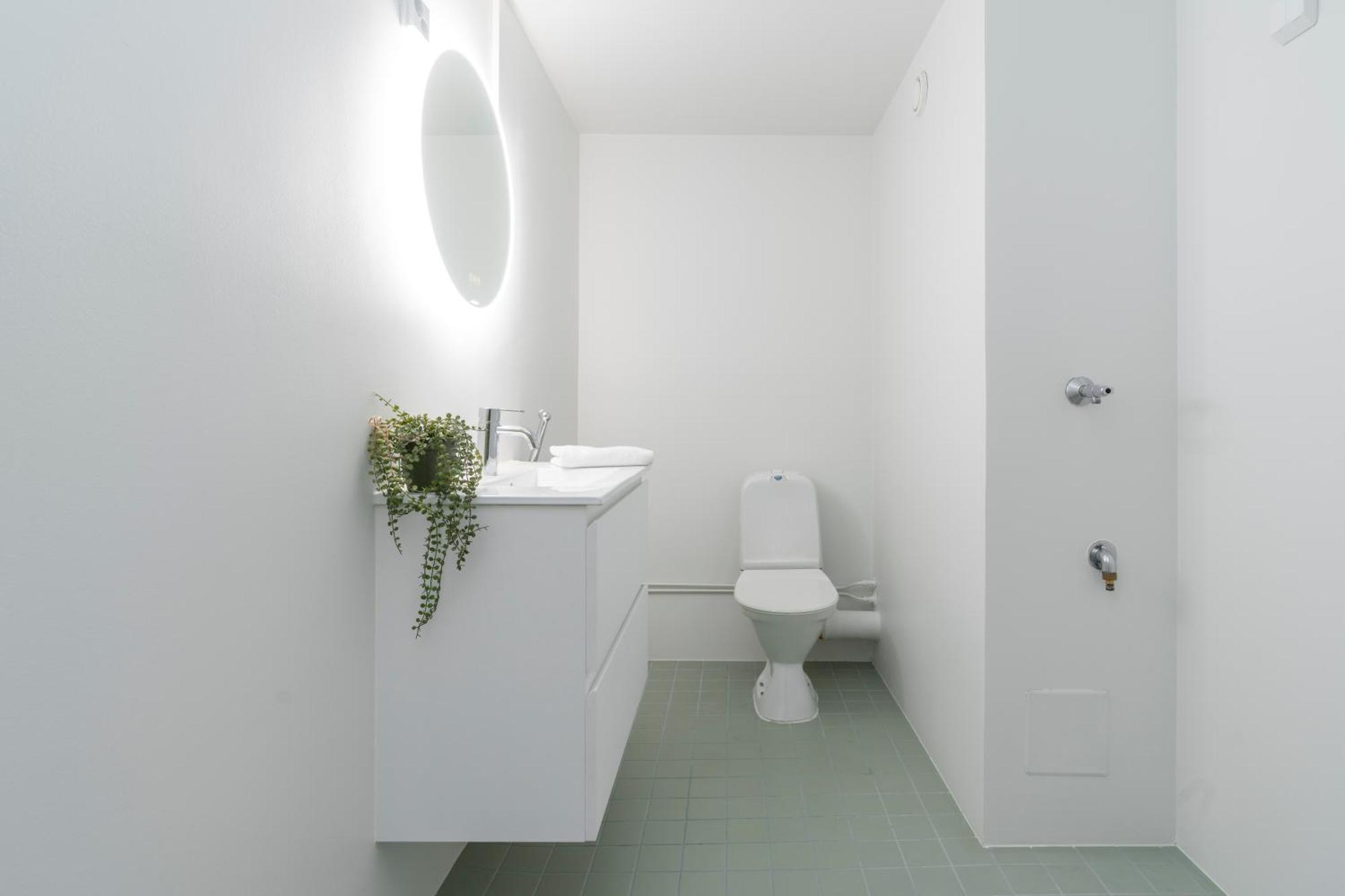 3 Makuuhuonetta, Sauna Helsinki