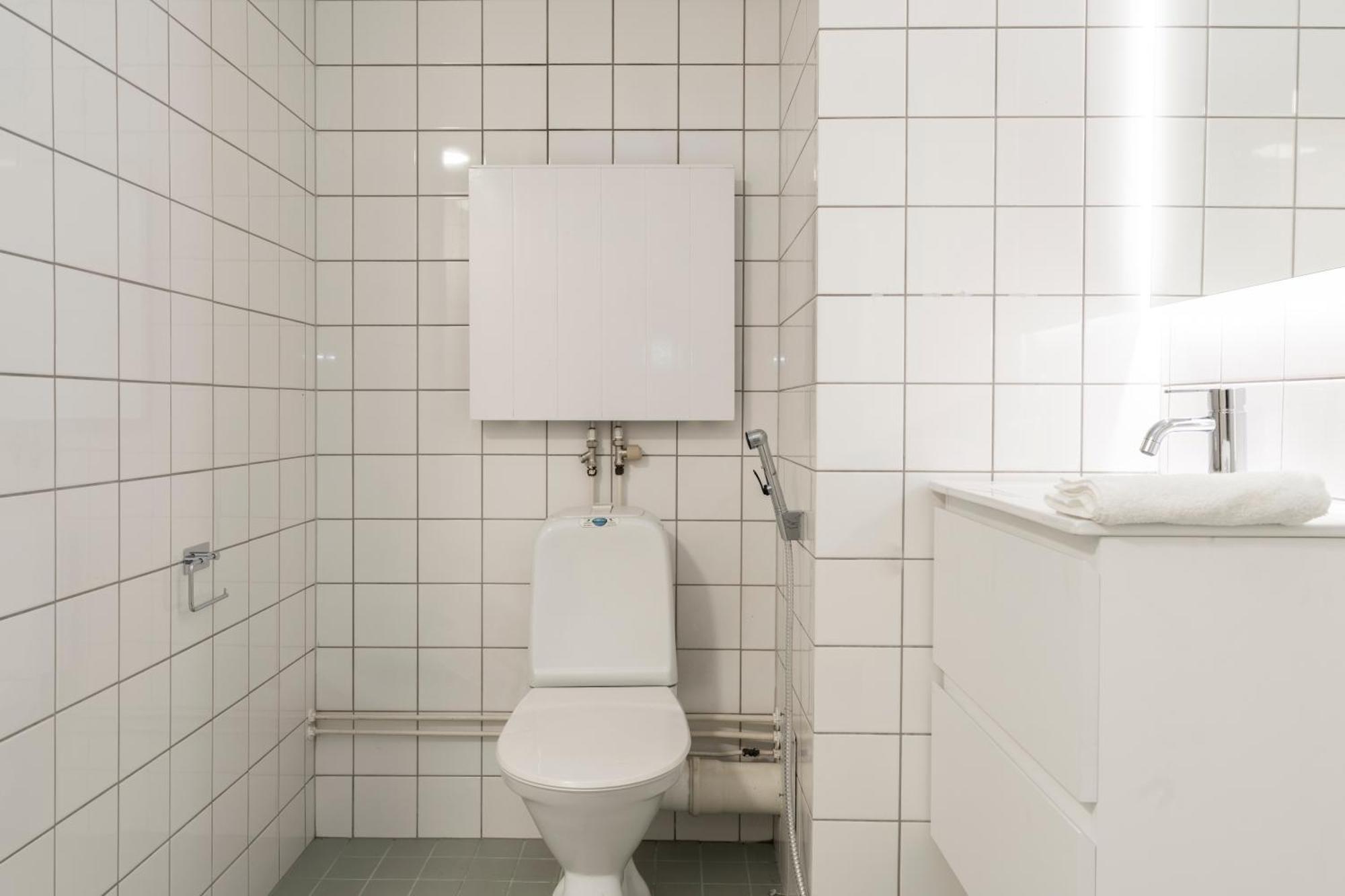 3 Makuuhuonetta, Sauna Huoneisto