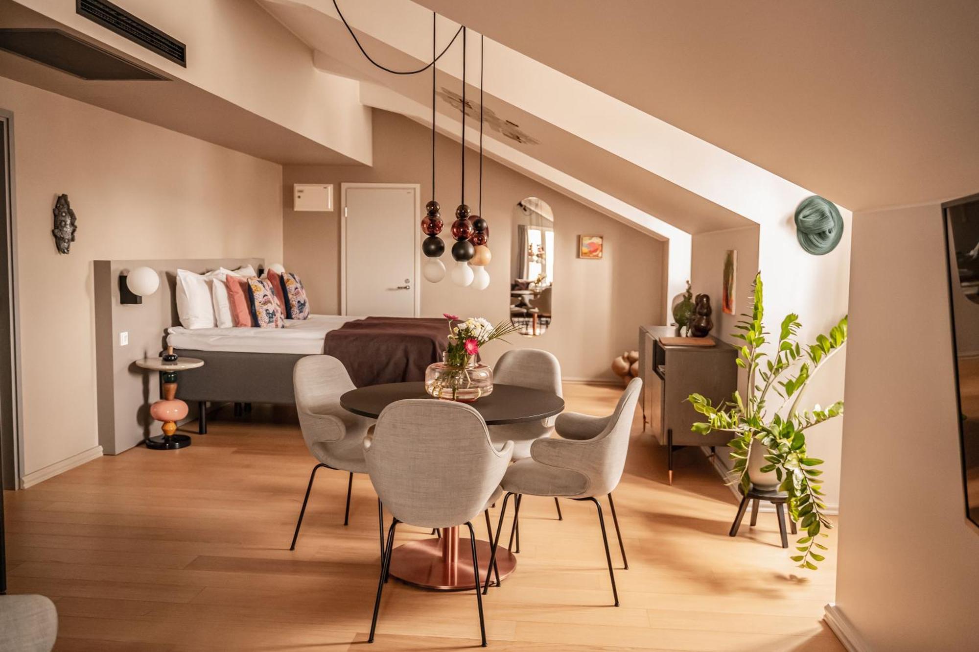 The Folks Konepaja Hotelli 4*