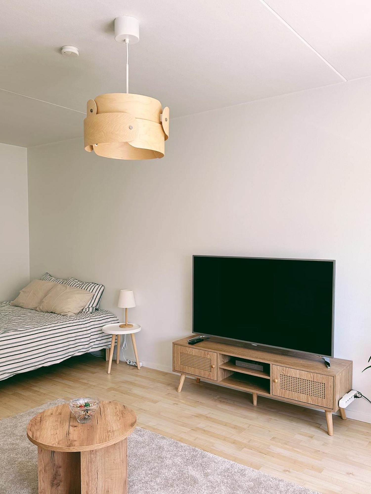 Huoneisto Cozy Flat Next To Tram And Bus Stations Helsinki