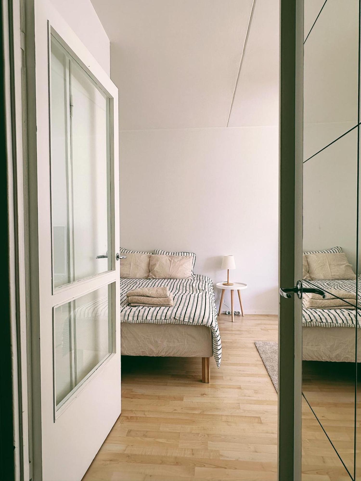 Cozy Flat Next To Tram And Bus Stations Huoneisto *