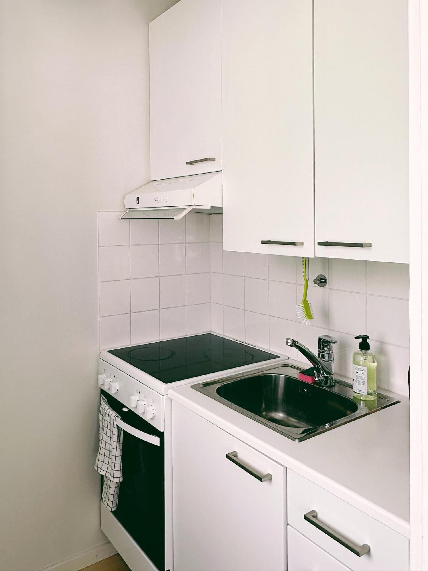 Huoneisto Cozy Flat Next To Tram And Bus Stations Helsinki